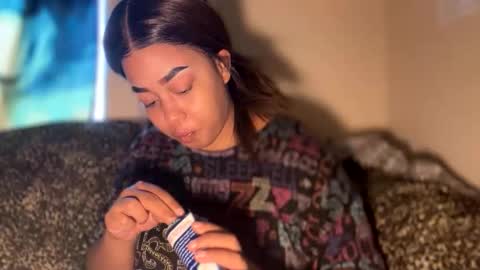 Snapshot of dove_love22 chatting on 12/02/25, 07:20 dove_love22 online show from 12/02/25, 07:20