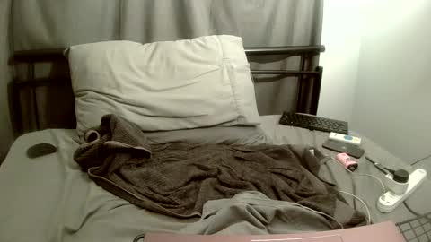 Snapshot of downloadablecontent11 chatting on 02/11/25, 09:25 downloadablecontent11 online show from 02/11/25, 09:25