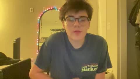Snapshot of downlow_22 chatting on 12/20/25, 01:07 DownLow 22 online show from 12/20/25, 01:07