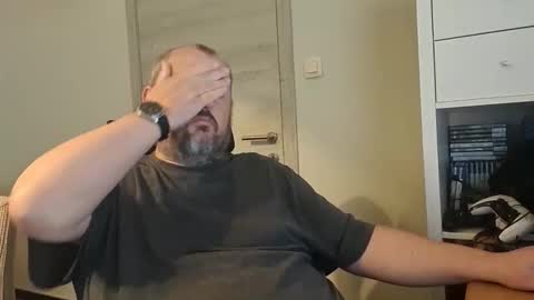 Danny online show from 11/05/25, 07:52