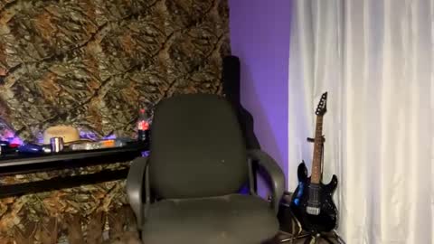 MrPirated online show from 12/29/24, 03:44