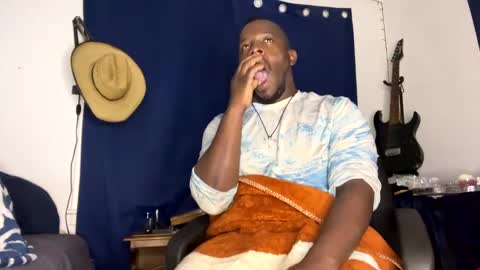 MrPirated online show from 02/10/25, 06:20