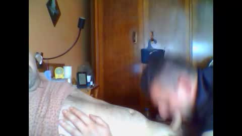 Snapshot of dr_house1 chatting on 09/17/25, 11:12 dr_house1 online show from 09/17/25, 11:12