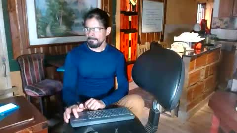 Snapshot of dr_simon84 chatting on 05/22/26, 10:26 Dr Simon online show from 05/22/26, 10:26