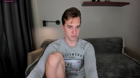 Snapshot of dr_your_dream chatting on 10/17/25, 10:12 Mervin online show from 10/17/25, 10:12