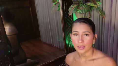 Snapshot of dracaryss_ chatting on 01/08/26, 09:55 Lissa Or DRACARYSS your dragon Queen online show from 01/08/26, 09:55