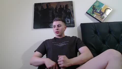 draco_boy2000 online show from 12/26/24, 07:38