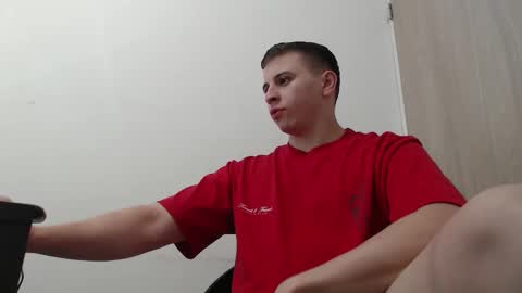 draco_boy2000 online show from 03/25/26, 11:11