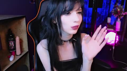 Draculaura online show from 01/30/25, 12:50