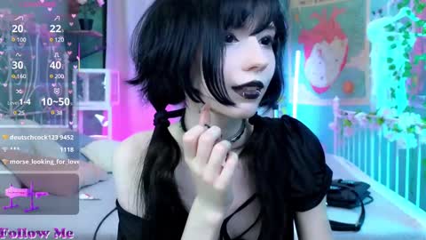 Draculaura online show from 03/05/25, 02:57