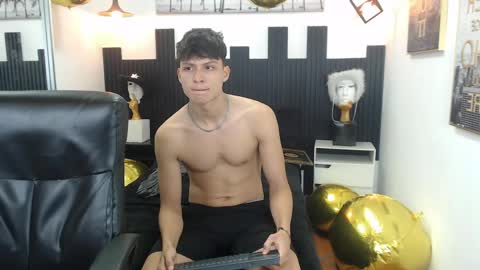 Snapshot of drago_ivan chatting on 05/21/26, 12:01 IVAN online show from 05/21/26, 12:01