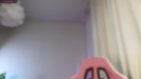 Snapshot of dragon_ink chatting on 11/30/25, 06:06 Lisbeth Salander online show from 11/30/25, 06:06