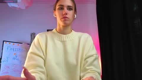 Snapshot of dragon_ink chatting on 02/06/26, 06:40 Lisbeth Salander online show from 02/06/26, 06:40