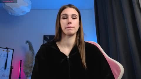 Snapshot of dragon_ink chatting on 02/17/26, 05:59 Lisbeth Salander online show from 02/17/26, 05:59