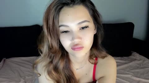 Airi online show from 12/05/24, 02:11