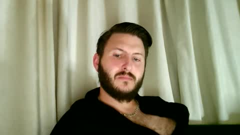 Dragonite online show from 11/06/25, 11:26