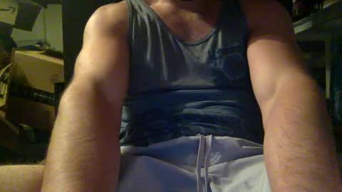 Snapshot of dragonscim980 chatting on 11/04/25, 03:16 dragonscim980 online show from 11/04/25, 03:16