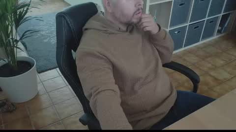 drake_0088 online show from 04/14/26, 07:58
