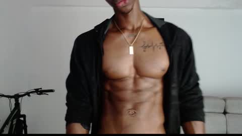 Drake 23 online show from 03/01/26, 04:42