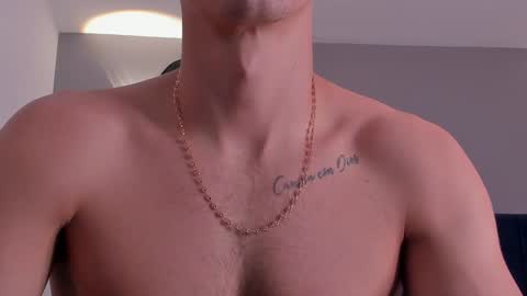 Snapshot of drake_carter1 chatting on 01/12/25, 01:42 drake_carter1 online show from 01/12/25, 01:42