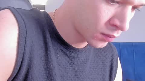 Snapshot of drake_carter1 chatting on 01/14/25, 12:33 drake_carter1 online show from 01/14/25, 12:33