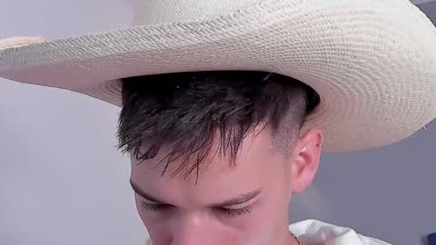 Snapshot of drake_carter1 chatting on 10/02/25, 02:18 drake_carter1 online show from 10/02/25, 02:18