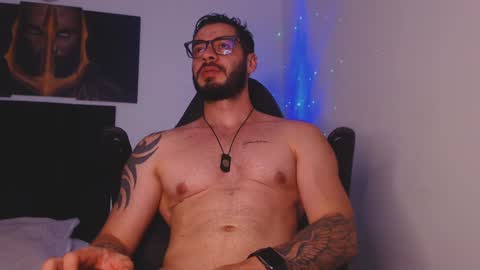 Snapshot of drake_cole11 chatting on 12/08/24, 05:44 drake_cole11 online show from 12/08/24, 05:44