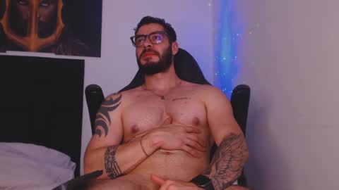 Snapshot of drake_cole11 chatting on 12/12/24, 02:33 drake_cole11 online show from 12/12/24, 02:33