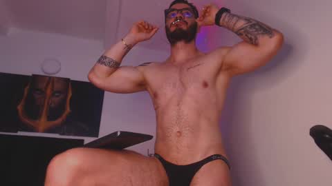 Snapshot of drake_cole11 chatting on 12/20/24, 01:43 drake_cole11 online show from 12/20/24, 01:43