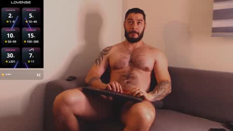 Snapshot of drake_cole11 chatting on 10/18/25, 01:41 drake_cole11 online show from 10/18/25, 01:41