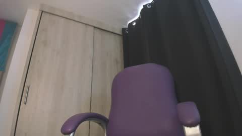 Snapshot of drake_jackson11 chatting on 02/14/25, 09:21 drake jackson11 online show from 02/14/25, 09:21