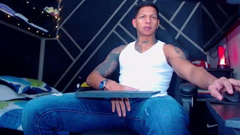 Drake online show from 11/20/25, 03:50