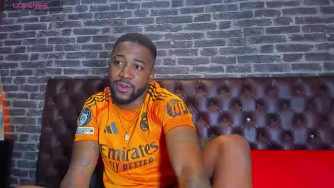 Snapshot of drake_nassir4 chatting on 02/04/26, 02:56 ---Drake--- online show from 02/04/26, 02:56