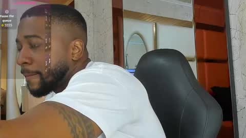 Snapshot of drake_nassir4 chatting on 02/05/26, 02:54 ---Drake--- online show from 02/05/26, 02:54