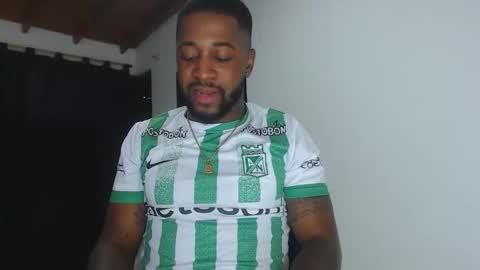 Snapshot of drake_nassir4 chatting on 02/13/26, 05:03 ---Drake--- online show from 02/13/26, 05:03