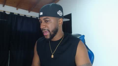 Snapshot of drake_nassir4 chatting on 02/13/26, 11:45 ---Drake--- online show from 02/13/26, 11:45