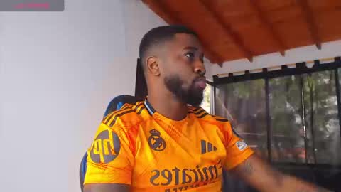 Snapshot of drake_nassir4 chatting on 02/23/26, 04:26 ---Drake--- online show from 02/23/26, 04:26