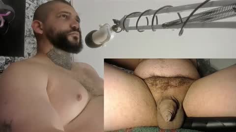 Snapshot of drake_white1 chatting on 11/19/25, 03:39 drake whitee Independent Model online show from 11/19/25, 03:39