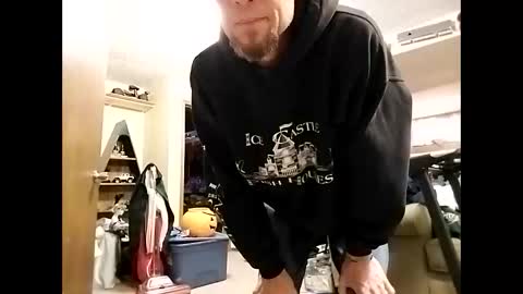 Snapshot of drakefimon chatting on 11/16/25, 03:28 drakefimon online show from 11/16/25, 03:28