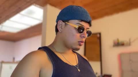 Snapshot of drakenn_ chatting on 02/04/26, 03:51 drakeeee online show from 02/04/26, 03:51