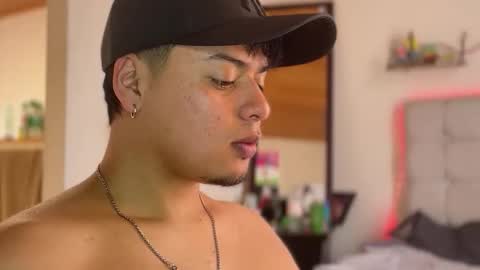 Snapshot of drakenn_ chatting on 03/01/26, 04:42 drakeeee online show from 03/01/26, 04:42