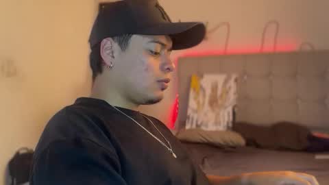 Snapshot of drakenn_ chatting on 04/13/26, 01:16 drakeeee online show from 04/13/26, 01:16