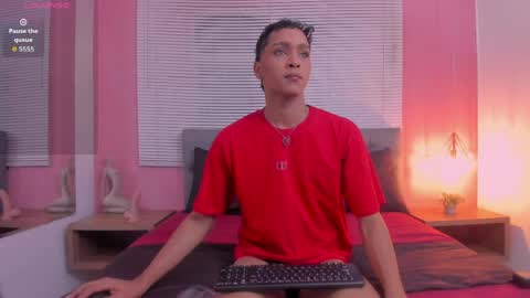 Snapshot of drako_18 chatting on 04/07/26, 03:40 Drako online show from 04/07/26, 03:40