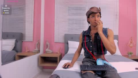 Snapshot of drako_18 chatting on 04/13/26, 03:23 Drako online show from 04/13/26, 03:23