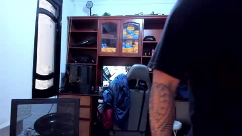 Snapshot of drako_argenti_ chatting on 12/29/24, 06:16 Drako online show from 12/29/24, 06:16