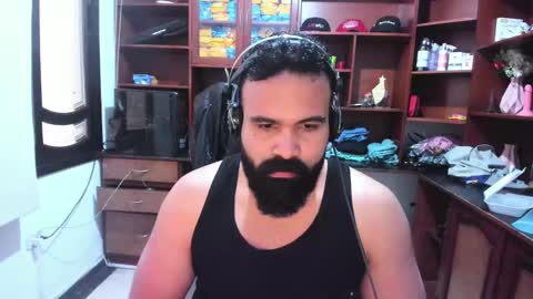 Snapshot of drako_argenti_ chatting on 01/12/25, 08:14 Drako online show from 01/12/25, 08:14