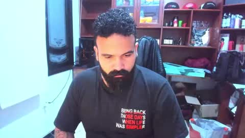 Snapshot of drako_argenti_ chatting on 01/21/25, 03:37 Drako online show from 01/21/25, 03:37