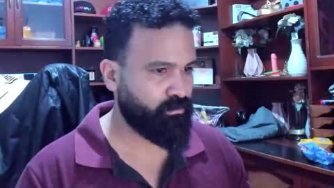 Snapshot of drako_argenti_ chatting on 01/25/25, 04:45 Drako online show from 01/25/25, 04:45