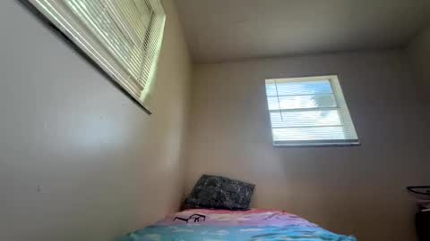 Snapshot of drakoblush chatting on 04/22/26, 03:24 Dru online show from 04/22/26, 03:24