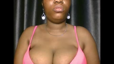 Snapshot of dramadoll_ chatting on 11/02/25, 11:07 dramadoll_ online show from 11/02/25, 11:07